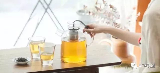 有温暖故事的创意文案